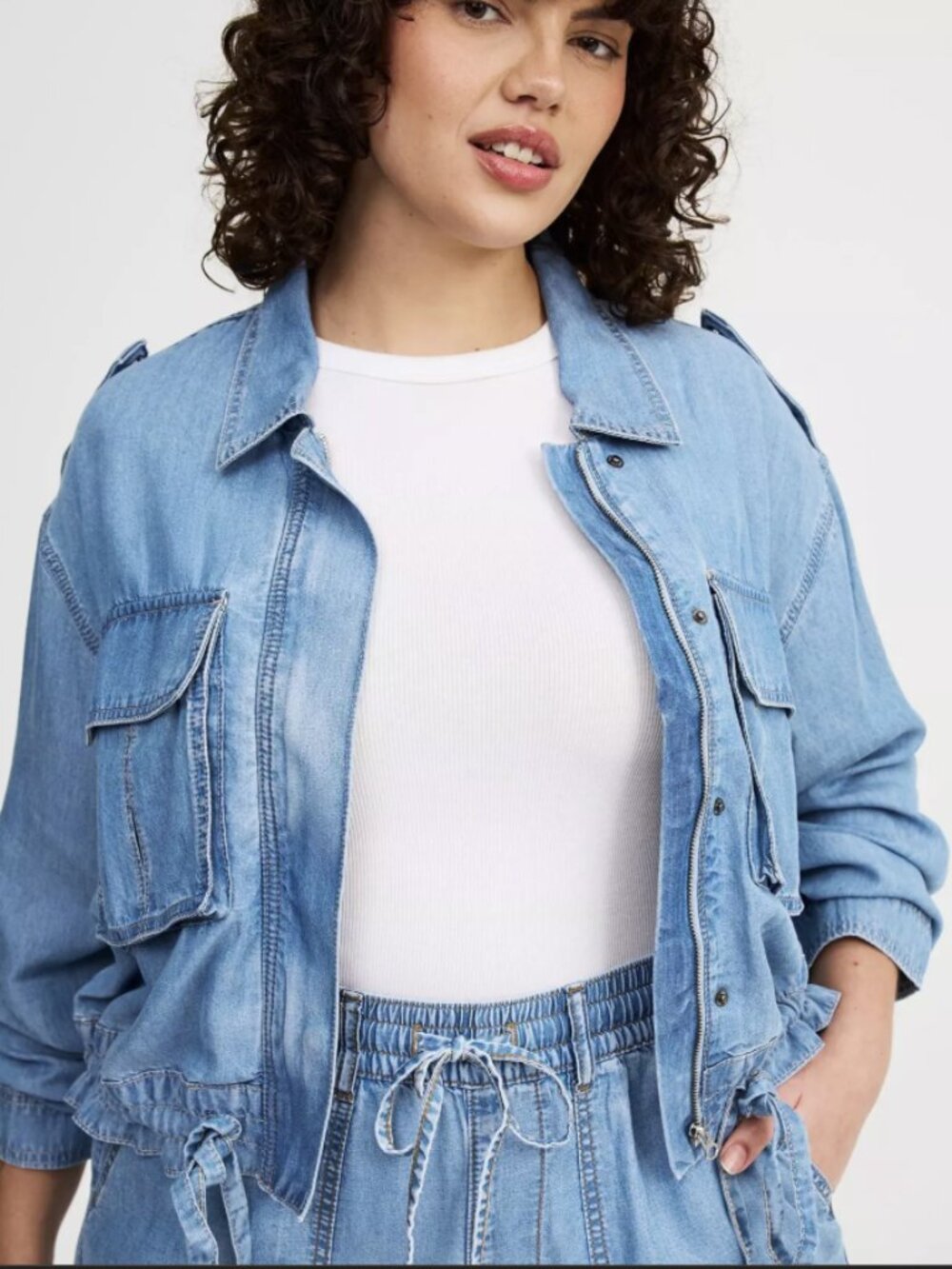 TORRID LIGHT WASH BLUE TENCEL DENIM UTILITY JACKET 2 2X 18 20